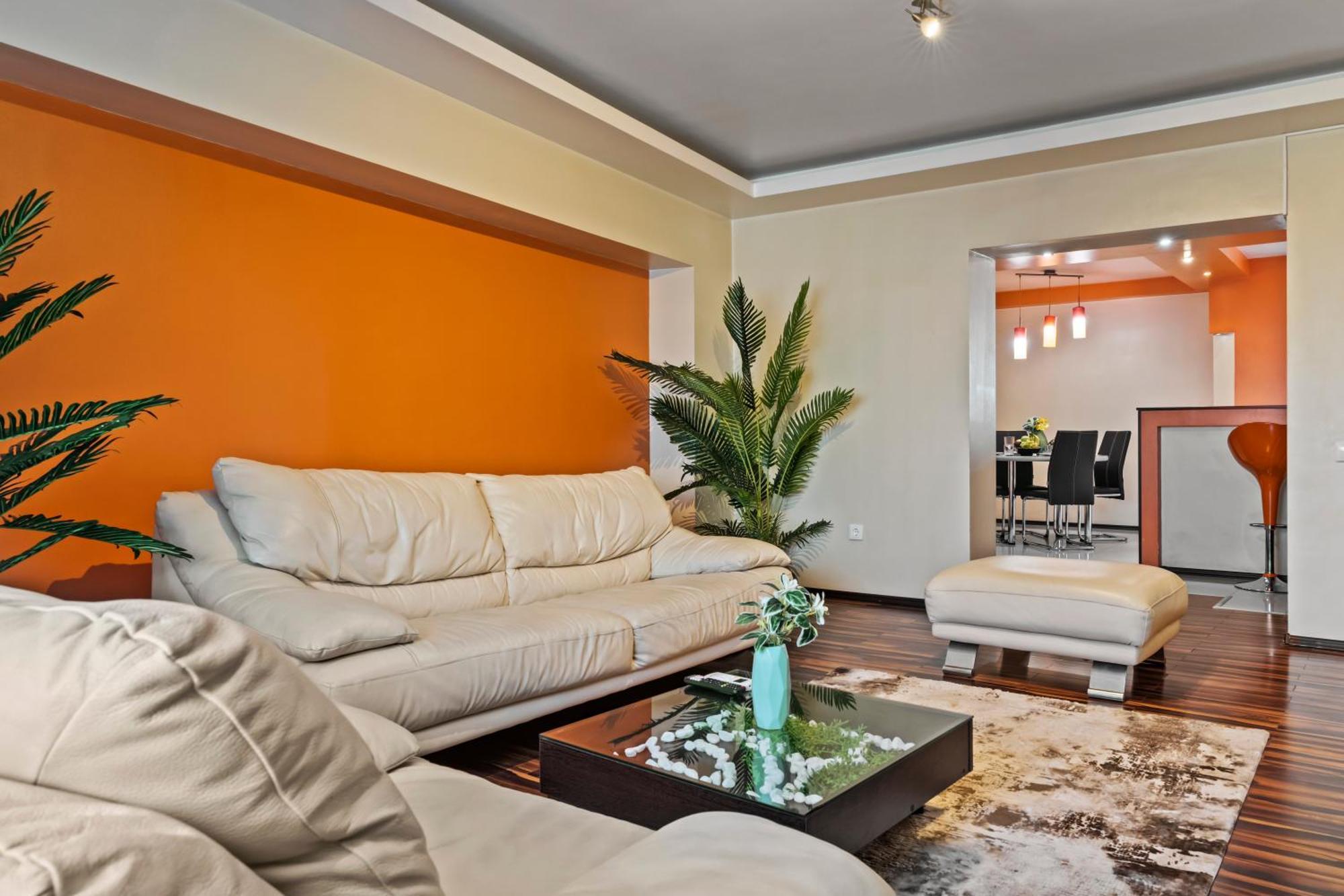 4 Rooms Unirii 47 Bukarest Exteriör bild