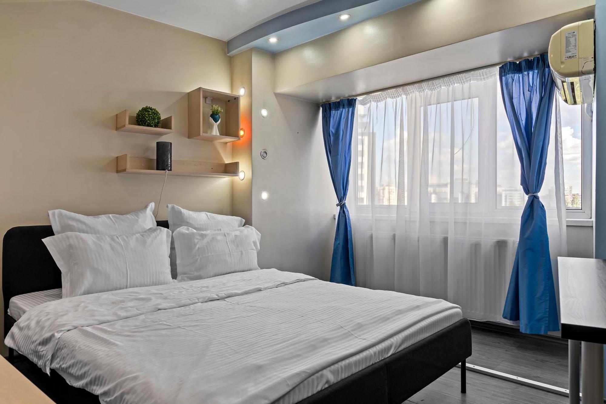 4 Rooms Unirii 47 Bukarest Exteriör bild